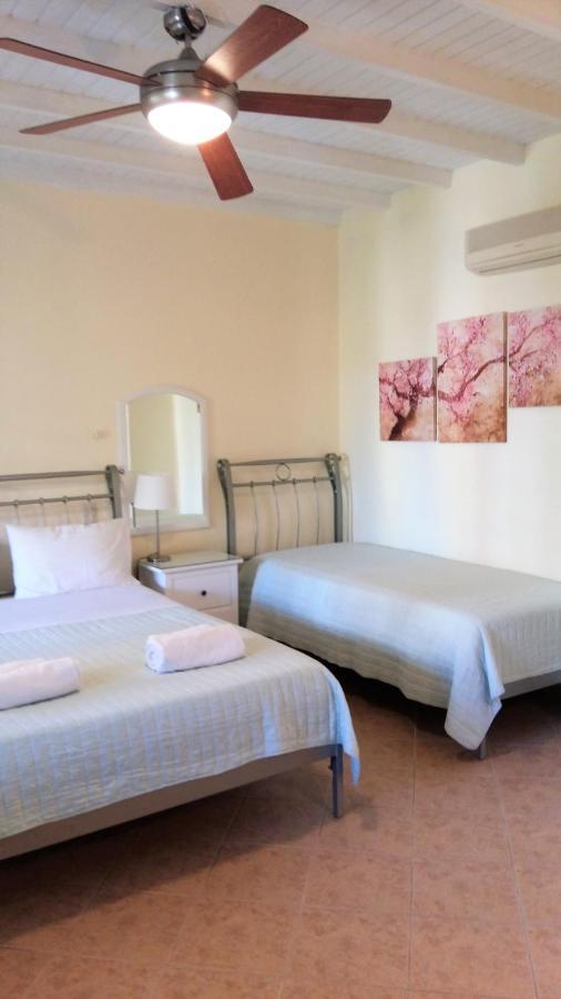 Philippos Hotel Apartments Нікіана Екстер'єр фото